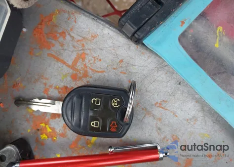 2015 Ford Explorer Xlt z USA, uszkodzony, nr VIN 1FM5K8D88FGC55263